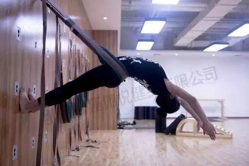 成人瑜伽私教视频,专业指导，打造专属您的健康塑形之旅